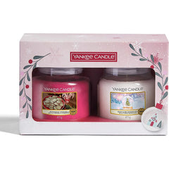Yankee Candle Gift Set 411g Peppermint Pinwheels Candle + 411g Snow Globe Wonderland Candle