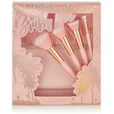 Sunkissed Brush Love Gift Set Eco Packaging 5 Pieces This set contains: Blusher Brush Powder Brush Blending Brush Eyeshadow BrushCosmetic Bag