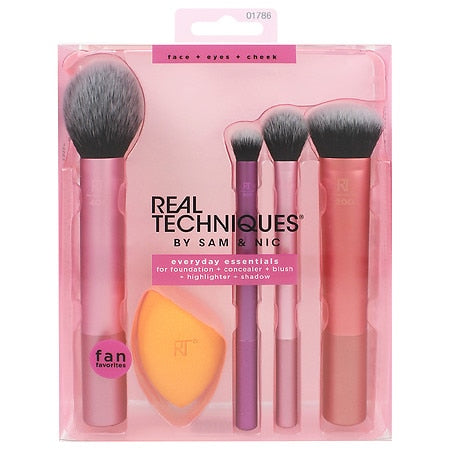 Real Techniques Everyday Essentials Make-Up Brush Set 5 Pieces (1 x Blusher Brush 1 x Miracle Complexion Sponge 1 x Face Powder Brush 1 x Eye Brush)