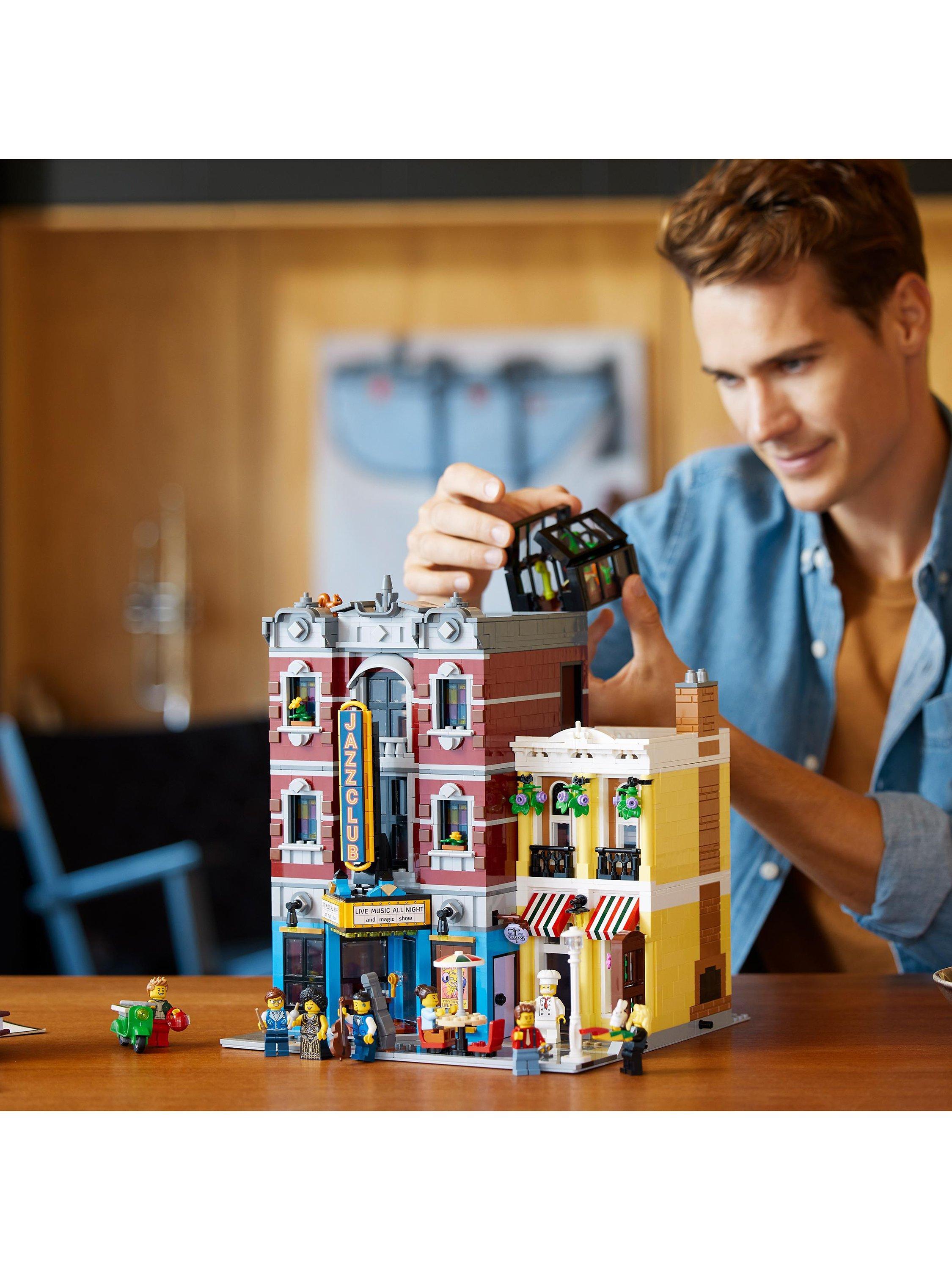 LEGO Icons Jazz Club Modular Building Set for Adults 10312 - Sense42 Beauty and Health