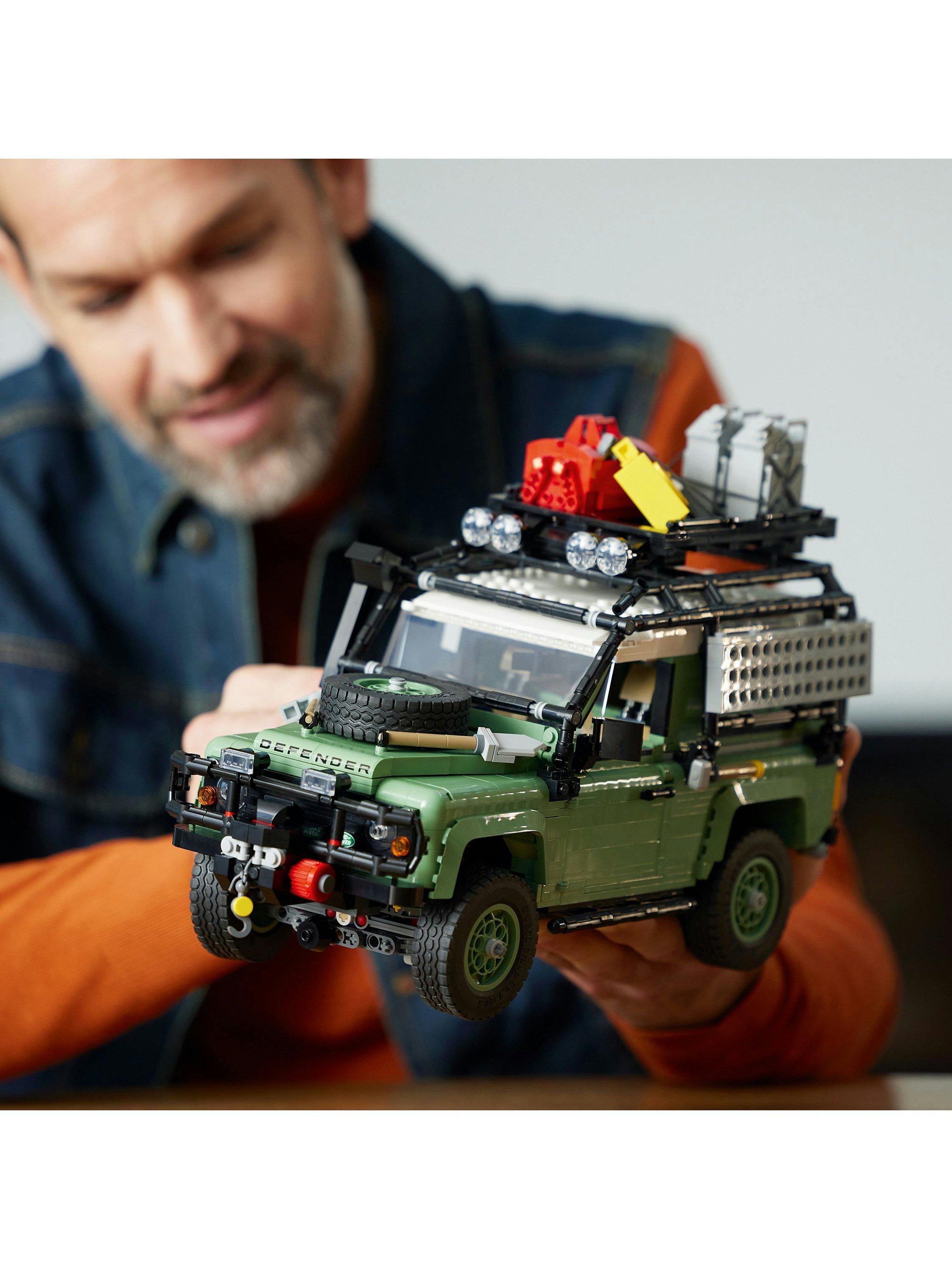 LEGO Icons 10317 Land Rover Classic Defender 90