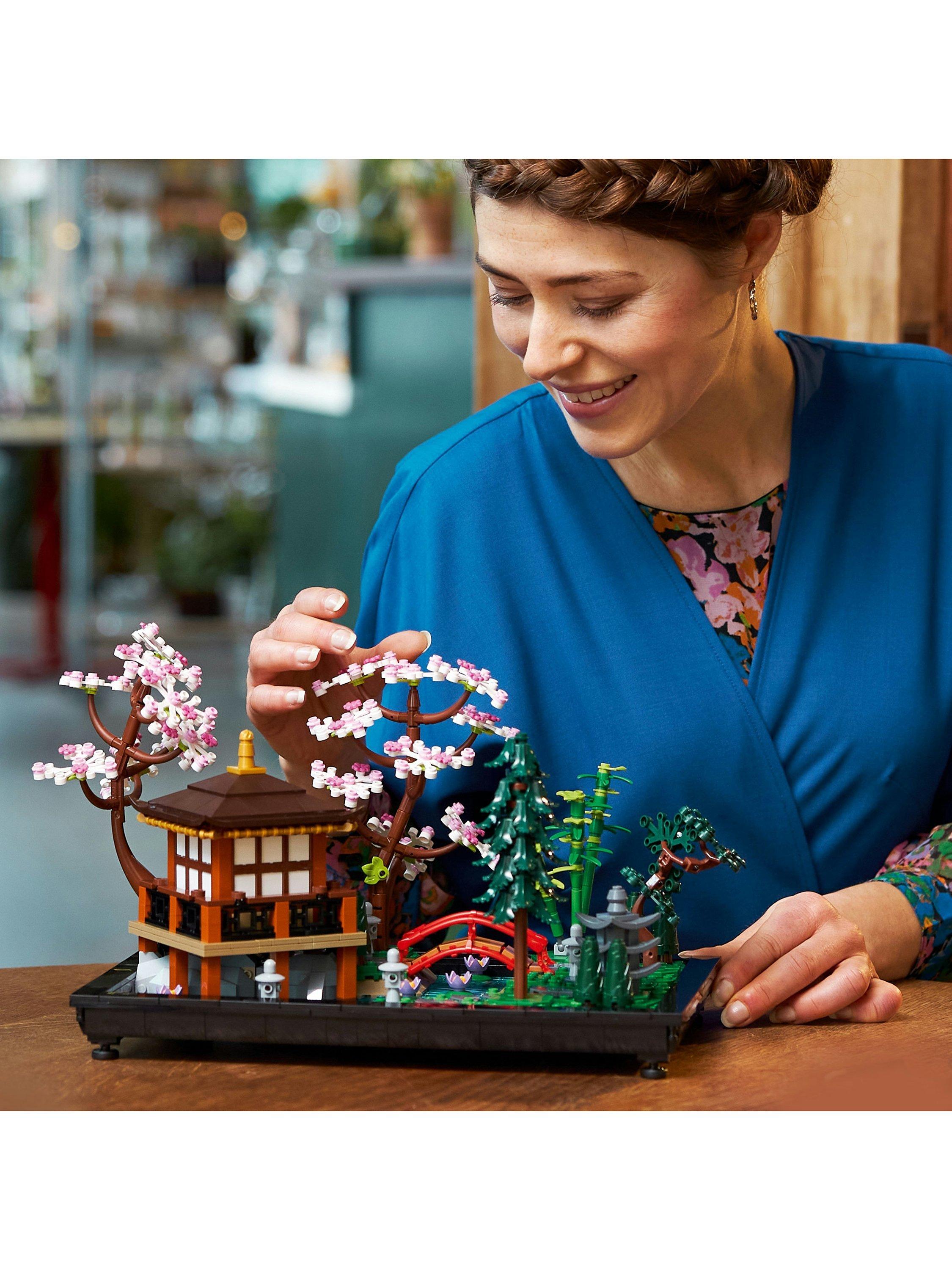 LEGO Icons 10315 Tranquil Garden