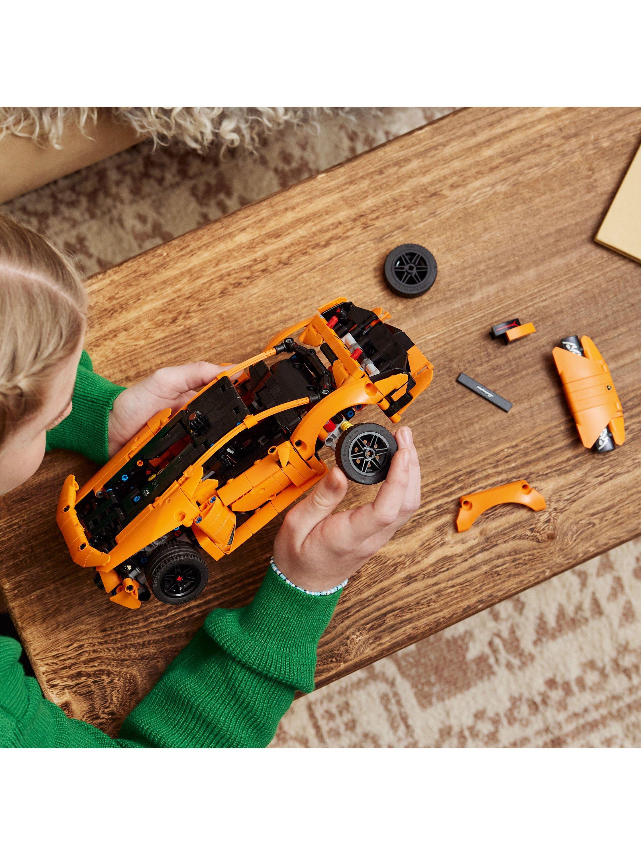 Technic Lamborghini Huracán Tecnica Orange Set 42196