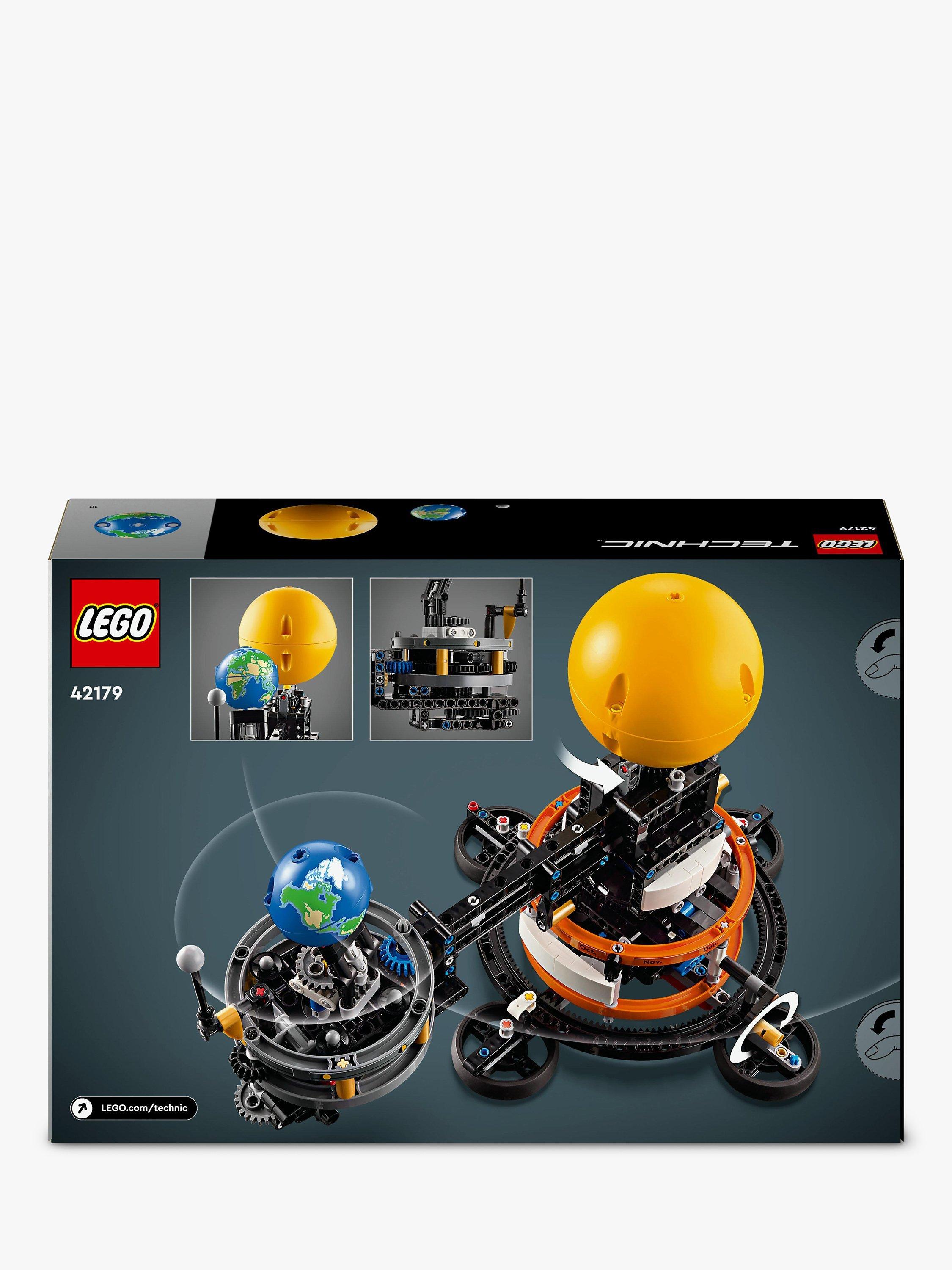 LEGO Technic Planet Earth and Moon in Orbit Space Toy 42179