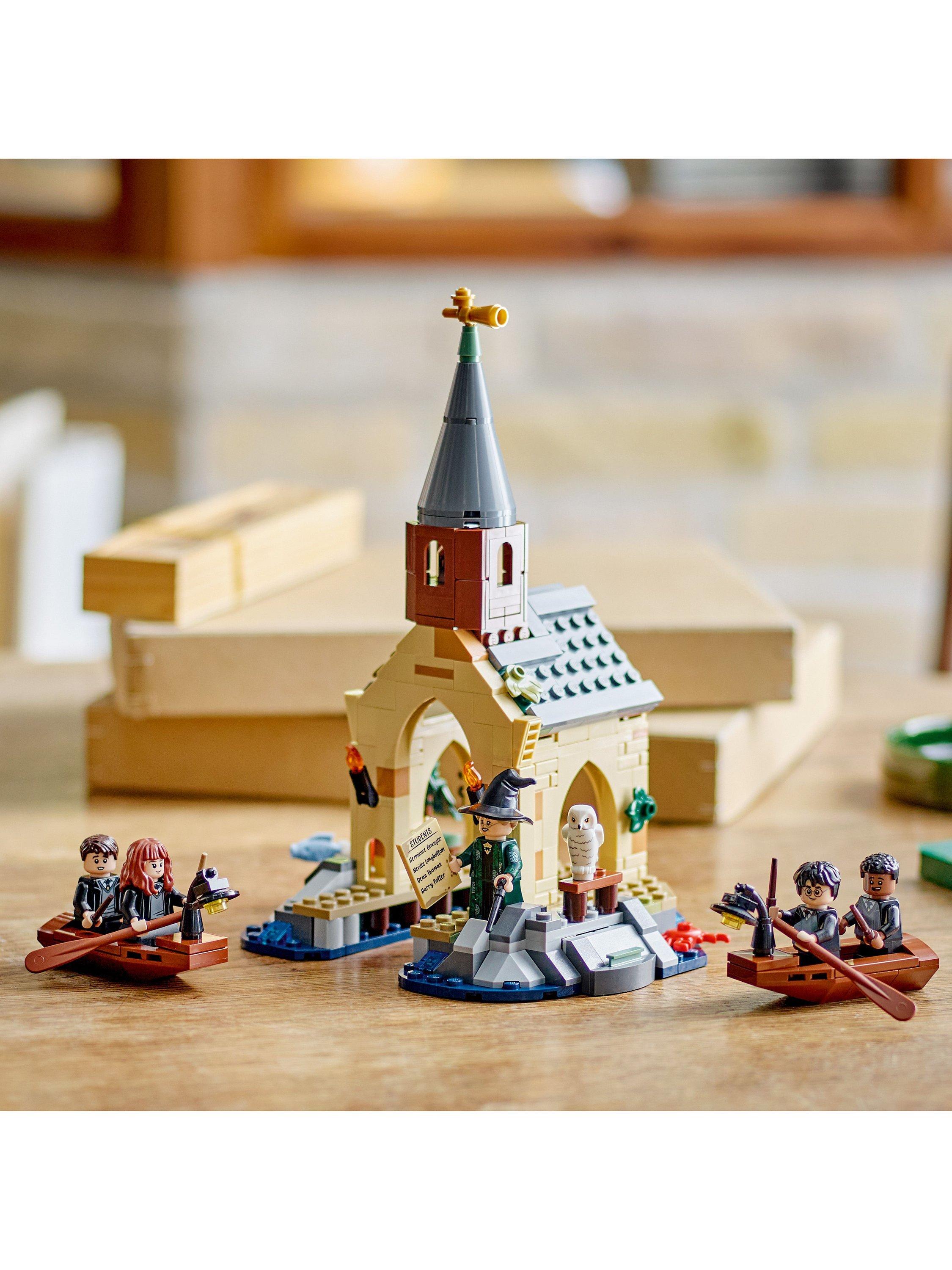 LEGO Harry Potter Hogwarts Castle Boathouse Toy Set 76426