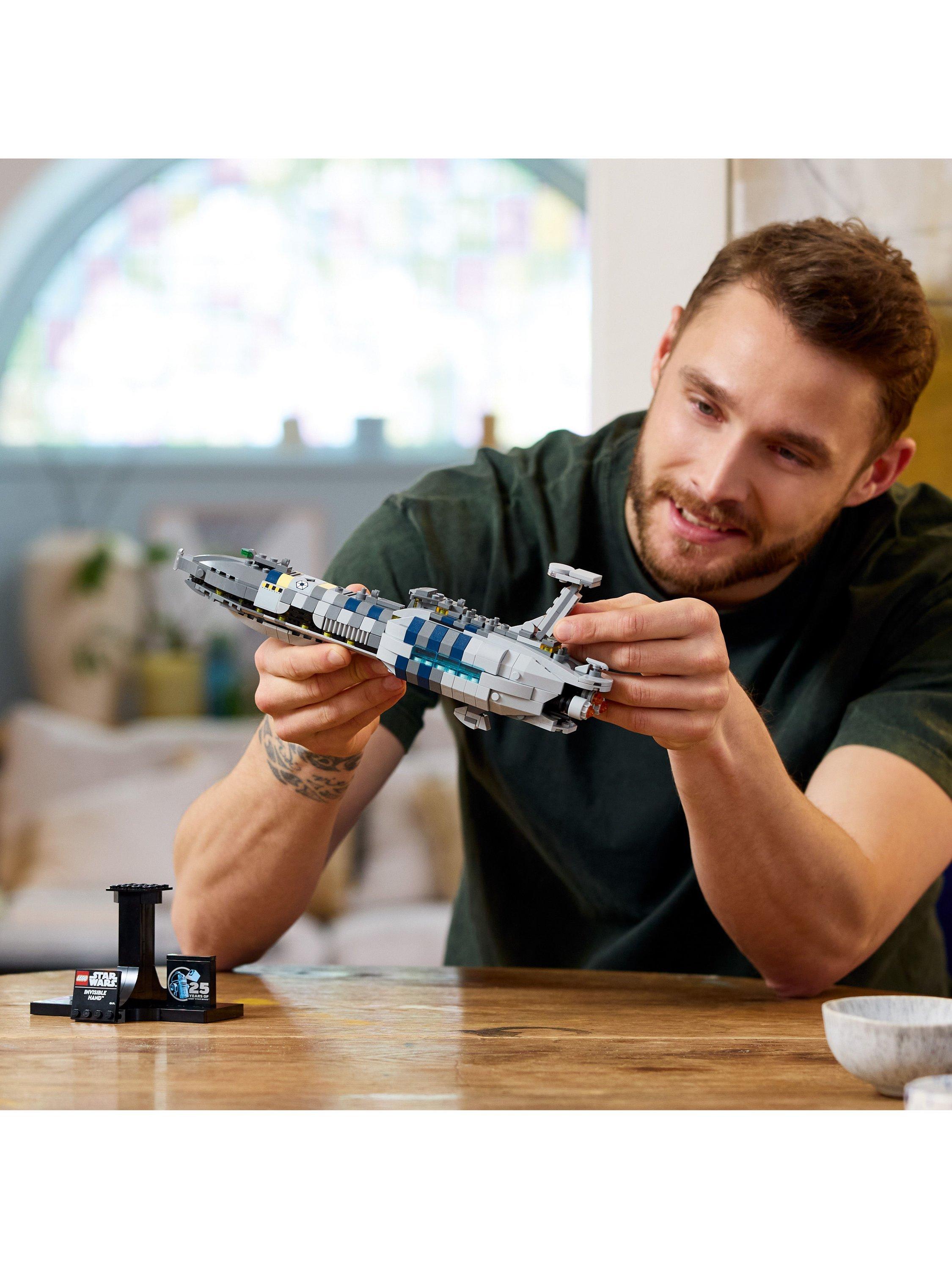 LEGO Star Wars 75377 Invisible Hand - Sense42 Beauty and Health