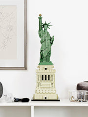 LEGO Architecture 21042 Statue of Liberty