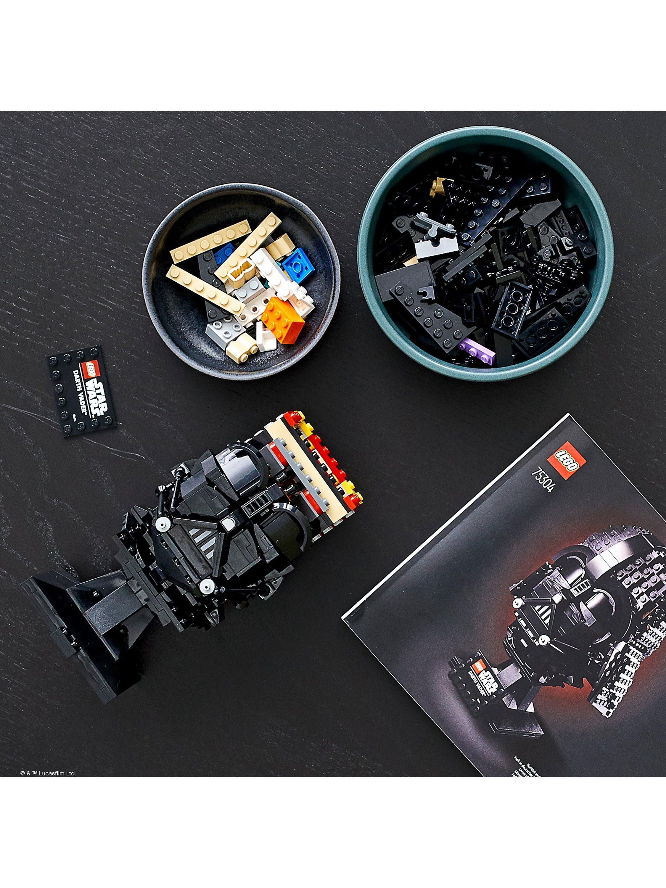 LEGO Star Wars 75304 Darth Vader Helmet