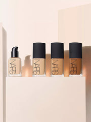 NARS Sheer Glow Foundation, Moorea