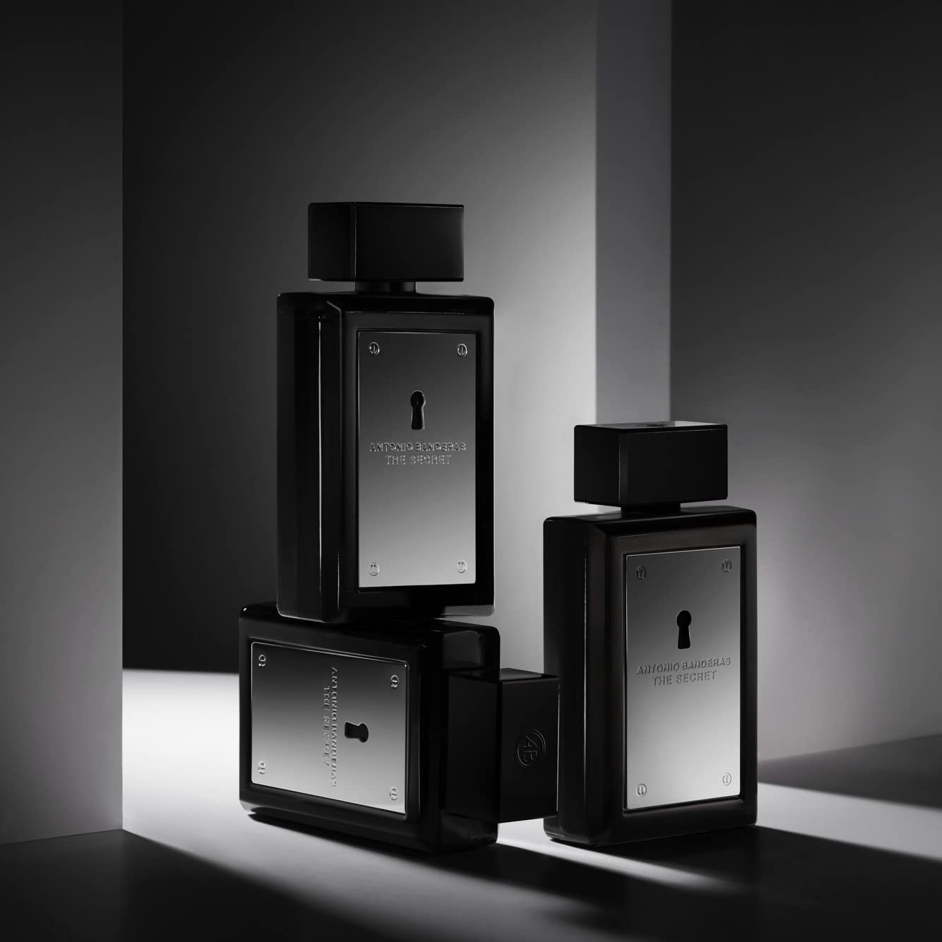 Antonio Banderas The Secret Gift Set 100ml EDT + 150ml Deodorant Spray - Sense42 Beauty and Health