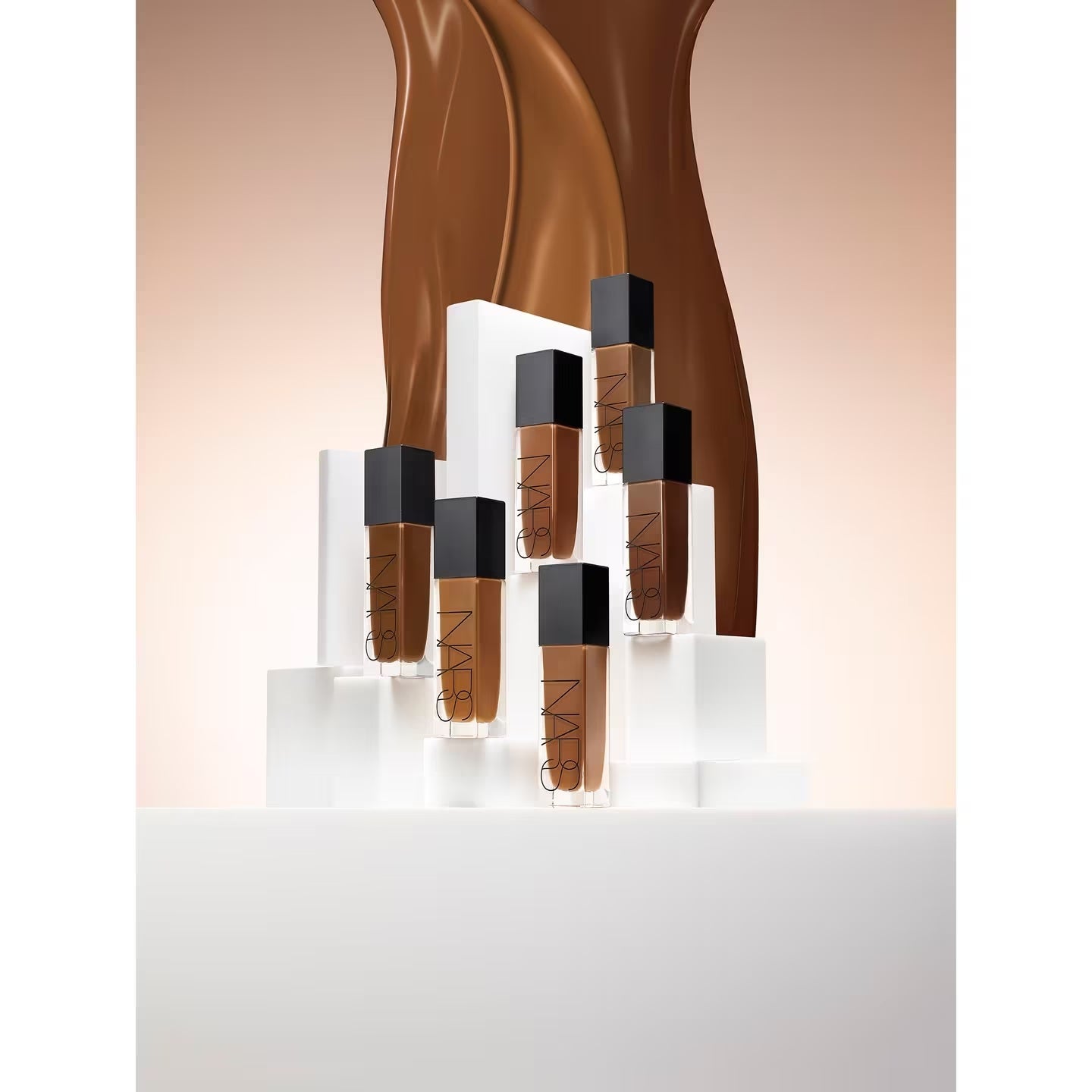 NARS Natural Radiant Longwear Foundation, Fiji