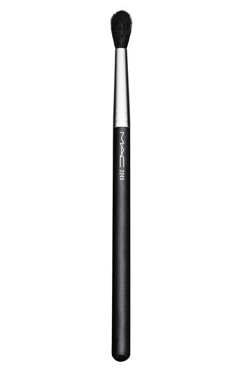 MAC Synthetic Tapered Blending Brush 224S