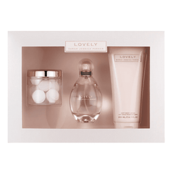 Sarah Jessica Parker Lovely Gift Set 100ml EDP + 200ml Body Lotion + 100g Bath Pearls